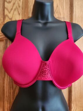 Vanity Fair Smooth Seamless Underwire Bra in Berry Pink